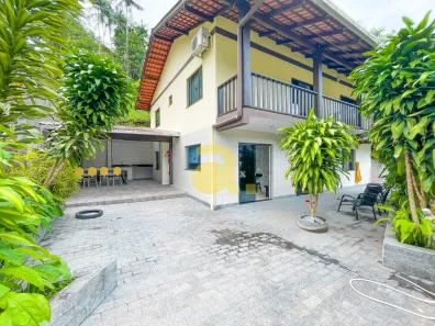 Casa com 5 Quartos para alugar, 180m² no Progresso, Blumenau