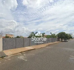 Lote/Terreno à venda, 1080m² no Segismundo Pereira, Uberlândia
