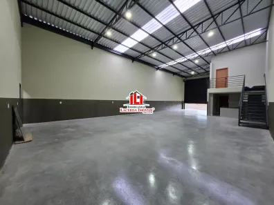 Galpão/Depósito/Armazém à venda, 250m² no Tarumã, Manaus