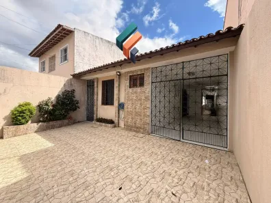 Imóvel Comercial com 4 Quartos à venda, 180m² no Sapiranga-Coité, Fortaleza