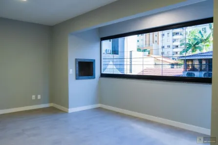 Apartamento com 3 Quartos para alugar, 128m² no Centro, Balneário Camboriú