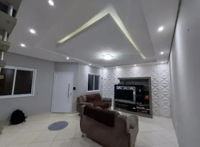 Sobrado com 4 Quartos à venda, 150m² no Parque Residencial Jundiaí, Jundiaí