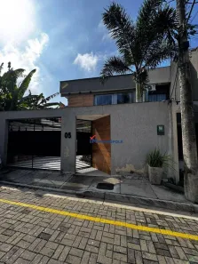 Casa de Condomínio com 3 Quartos para venda ou aluguel, 290m² no Jacarepaguá, Rio de Janeiro