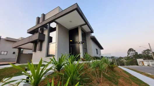 Casa de Condomínio com 4 Quartos à venda, 320m² no Jardim do Golf I, Jandira