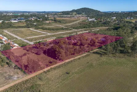 Casa com 4 Quartos à venda, 422m² no Tomazetti, Santa Maria