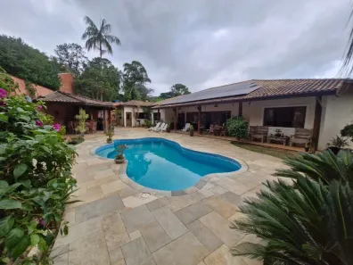Casa de Condomínio com 4 Quartos à venda, 486m² no Vila Santo Antônio, Cotia