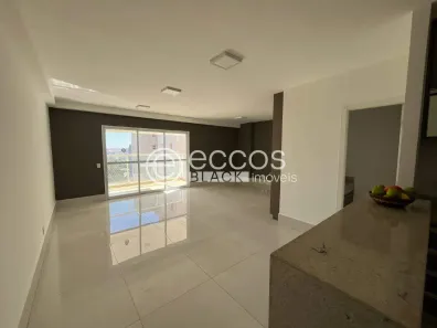 Apartamento com 3 Quartos para alugar, 108m² no Jardim Karaíba, Uberlândia