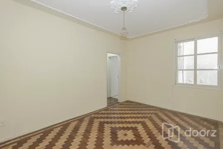 Apartamento com 2 Quartos à venda, 58m² no Bom Fim, Porto Alegre