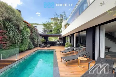 Casa com 4 Quartos à venda, 400m² no Barra, Balneário Camboriú