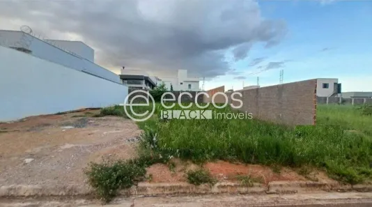 Lote/Terreno à venda, 314m² no Jardim Botânico, Uberlândia