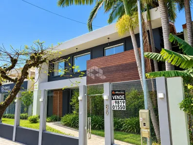 Imóvel Comercial com 3 Quartos à venda, 378m² no Três Figueiras, Porto Alegre