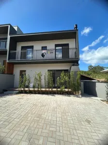 Casa com 2 Quartos à venda, 88m² no Areias de Macacu, Garopaba
