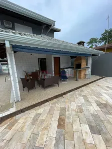 Casa com 4 Quartos à venda, 377m² no Centro, Peruíbe