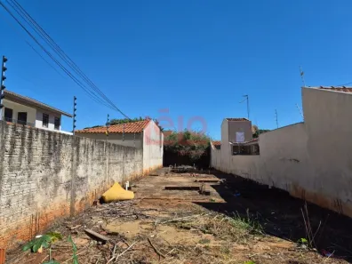 Lote/Terreno à venda, 257m² no Vila Esperança, Maringá