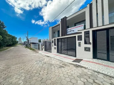 Sobrado com 3 Quartos à venda, 113m² no Itacolomi, Balneário Piçarras