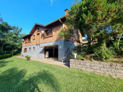 Fazenda/Sítio com 5 Quartos à venda, 600m² no Galópolis, Caxias do Sul