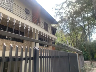 Sobrado com 4 Quartos à venda, 180m² no Jardim Peri Peri, São Paulo