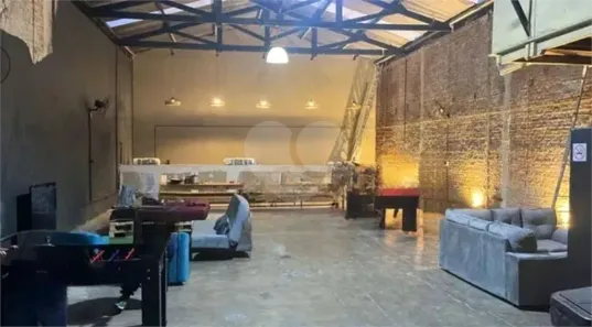 Galpão/Depósito/Armazém para alugar, 250m² no Brooklin Paulista, São Paulo