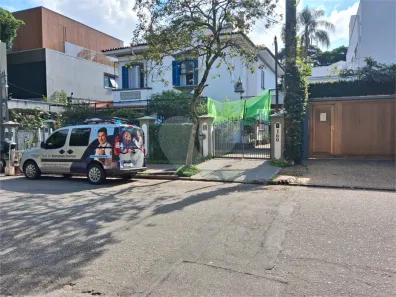 Sobrado com 3 Quartos para alugar, 362m² no Jardim América, São Paulo