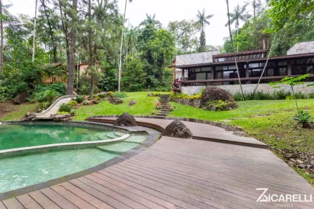 Casa com 4 Quartos à venda, 5256m² no Penedo, Itatiaia
