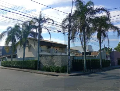 Casa com 6 Quartos à venda, 540m² no das Laranjeiras, Serra