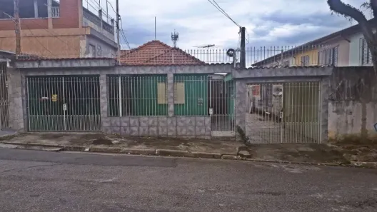 Casa com 2 Quartos à venda, 191m² no Jardim Triana, São Paulo