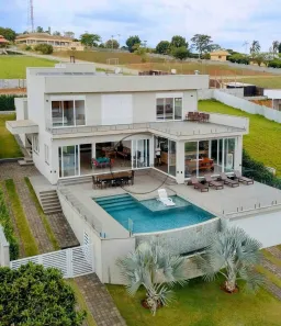 Fazenda/Sítio com 5 Quartos à venda, 550m² no Piracaia, Piracaia