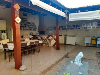 Casa com 3 Quartos à venda, 200m² no Santos Dumont, São José do Rio Preto