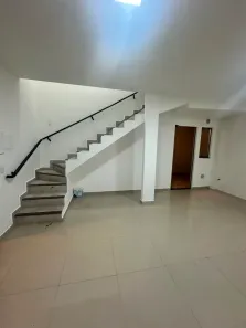 Sobrado com 2 Quartos à venda, 60m² no Santa Regina, Itajaí