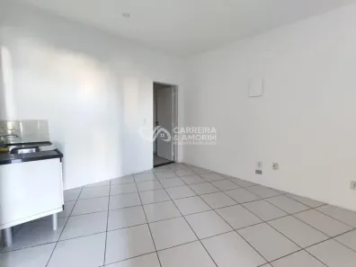 Casa com 1 Quarto para alugar, 40m² no Jardim Amália, São Paulo