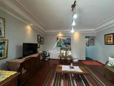Sobrado com 3 Quartos à venda, 178m² no Vila Scarpelli, Santo André