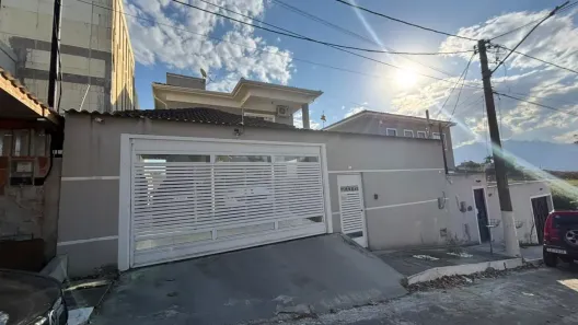 Casa com 3 Quartos à venda, 266m² no Morada da Colina, Resende