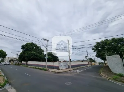 Lote/Terreno para alugar, 972m² no Centro, Uberlândia