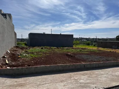 Lote/Terreno à venda, 300m² no Centro Cívico de Maringá, Maringá