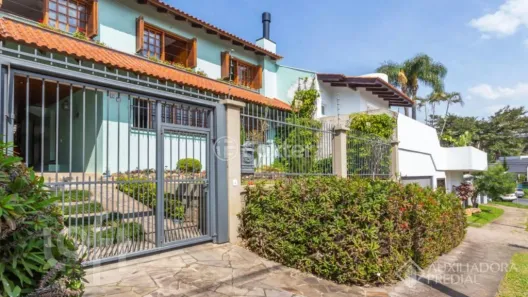 Casa com 5 Quartos à venda, 250m² no Chácara das Pedras, Porto Alegre