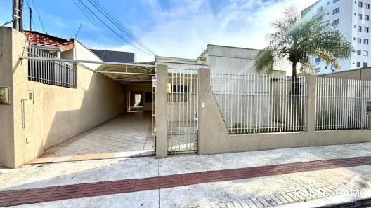Casa com 3 Quartos para alugar, 170m² no Centro, Balneário Camboriú