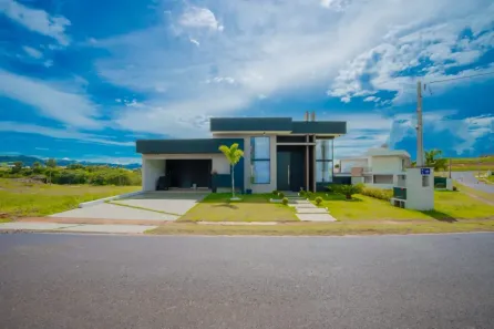 Casa de Condomínio com 3 Quartos à venda, 217m² no Jardim Ninho Verde II, Pardinho
