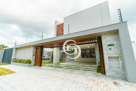 Sobrado com 3 Quartos à venda, 229m² no Recanto Tropical, Cascavel
