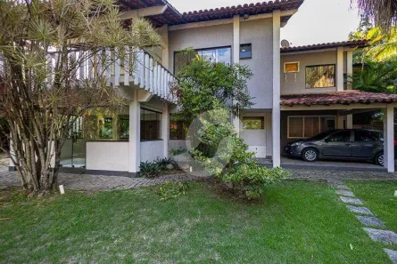 Casa de Condomínio com 3 Quartos à venda, 220m² no Piratininga, Niterói