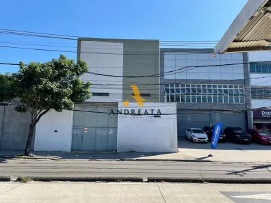 Prédio Comercial para alugar, 1105m² no Curicica, Rio de Janeiro