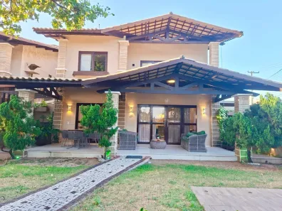 Casa de Condomínio com 3 Quartos à venda, 285m² no Cambeba, Fortaleza