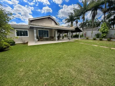 Casa de Condomínio com 3 Quartos à venda, 404m² no Nova Aracoiaba, Araçoiaba da Serra