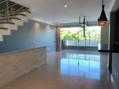 Casa de Condomínio com 3 Quartos à venda, 277m² no Brooklin Paulista, São Paulo