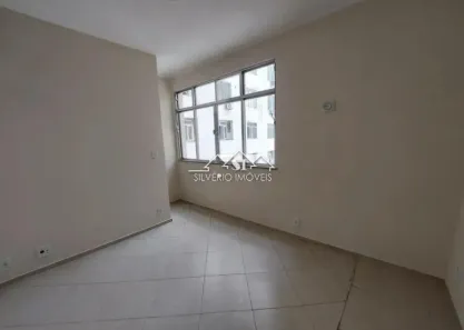 Apartamento com 1 Quarto para alugar, 32m² no Centro, Petrópolis