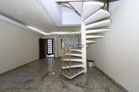 Casa com 5 Quartos à venda, 211m² no Jardim da Glória, São Paulo