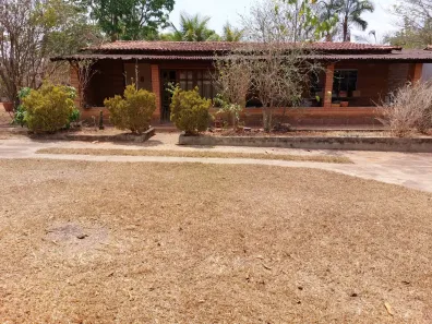 Fazenda/Sítio com 4 Quartos à venda, 3080m² no , Hidrolândia