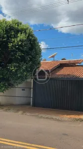 Casa com 3 Quartos à venda, 250m² no Jardim São Lourenço, Campo Grande