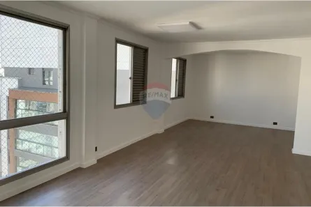 Apartamento com 3 Quartos para alugar, 189m² no Jardim Paulista, São Paulo