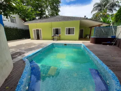 Casa com 4 Quartos para alugar, 245m² no Cosme Velho, Rio de Janeiro