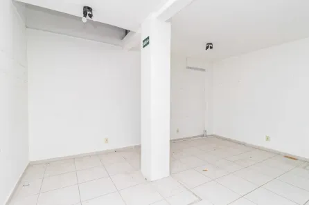 Ponto Comercial para alugar, 28m² no Liberdade, São Paulo